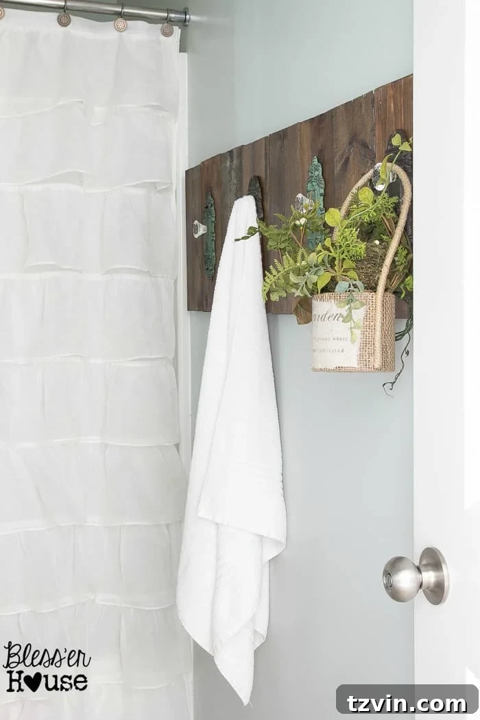 DIY Antique Door Knob Towel Rack | Bless'er House