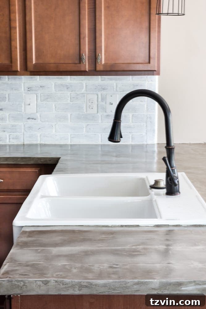 Transform Your Kitchen: DIY Concrete Countertops Over Laminate 20 DIY Feather Finish Concrete Countertops and How to Avoid a Huge Mistake | blesserhouse.com - A thorough step-by-step tutorial with useful tips and advice on what not to do.