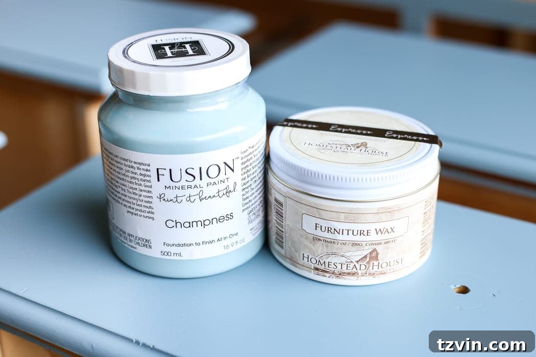 Reviving a Dresser with French Blue 7 French Blue Dresser Makeover | blesserhouse.com - An orange wood thrifted dresser gets a French blue makeover using Fusion Mineral Paint in Champness and Homestead House Wax in Espresso.