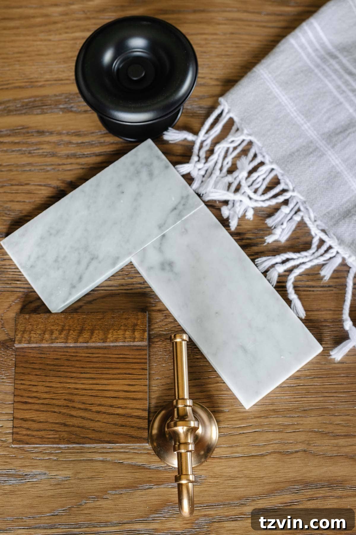use samples to decide on a room decorating plan with fabrics and materials