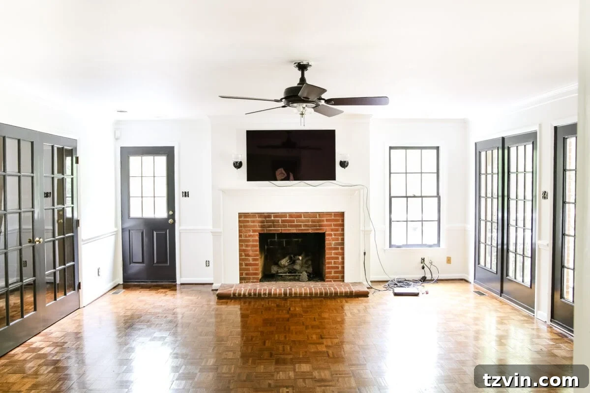 Unleash Drama High Contrast Living Room Transformation 5 Living Room Makeover - High Contrast Paint | blesserhouse.com - A beige, dated living room gets a classic and chic high contrast makeover using just Benjamin Moore paint for a simple, inexpensive way to create drama.