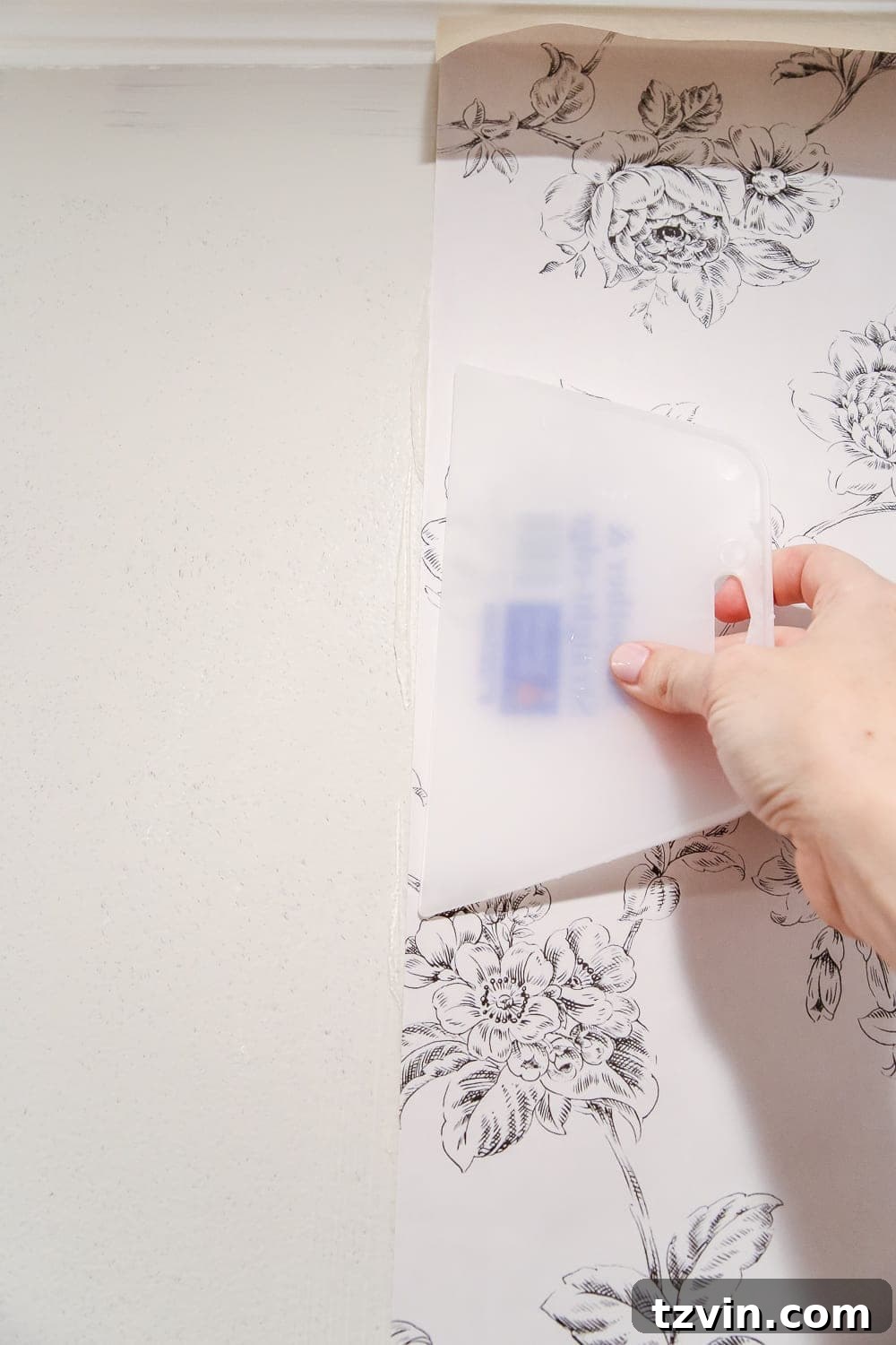 Wallpaper Hanging Made Simple for Newbies 7 Beginner's Guide to Hanging Wallpaper | blesserhouse.com - A step-by-step tutorial for how to hang wallpaper along with a full supply list and tips for first-timers.