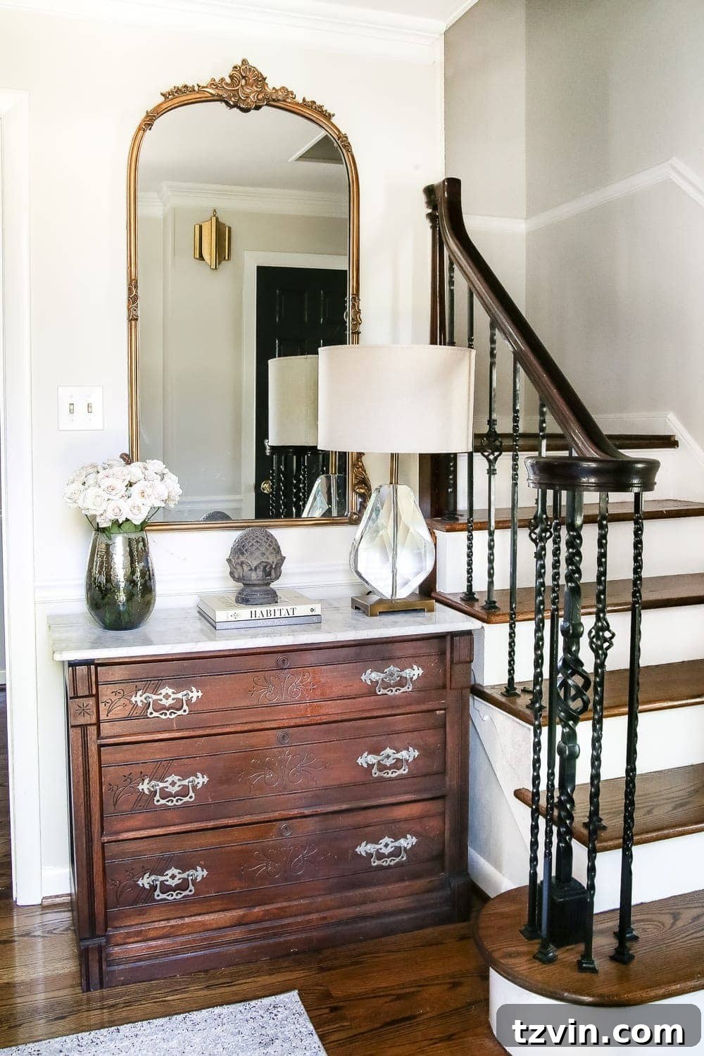 Secrets to a Lavish Home That Won't Break the Bank 2 How to Make Your Home Look Luxurious on a Budget | blesserhouse.com - 8 tips to make your home look luxurious on a budget with ideas for choosing finishes, lighting, art, and small details that only look expensive. foyer entryway