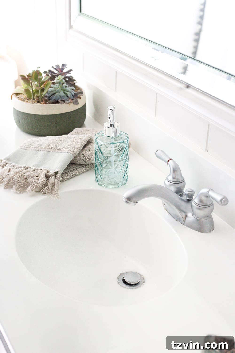 Dual Purpose Dream Bathroom Reveal 11 Kid's / Guest Bathroom Makeover on a Budget | blesserhouse.com - A shared kid's / guest bathroom gets a full makeover for less than $500 using just paint, DIY tutorials, and decorating tricks. #bathroom #homeimprovement
