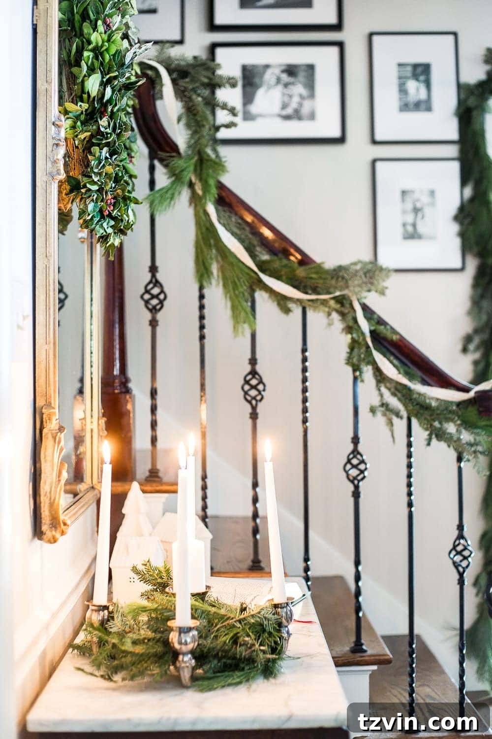 A Yuletide Entrance 6 Simple Christmas decor in the foyer