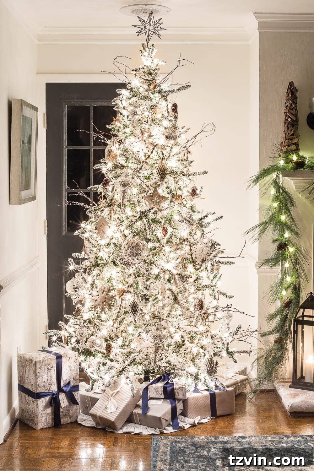 Glow of Christmas: A Candlelight Tour 11 Christmas Night Candlelight Tour | blesserhouse.com - A Christmas night time candlelight home tour with neutral, classic decorating ideas. #christmasdecor #christmascandlelight #christmashometour #candlelighttour