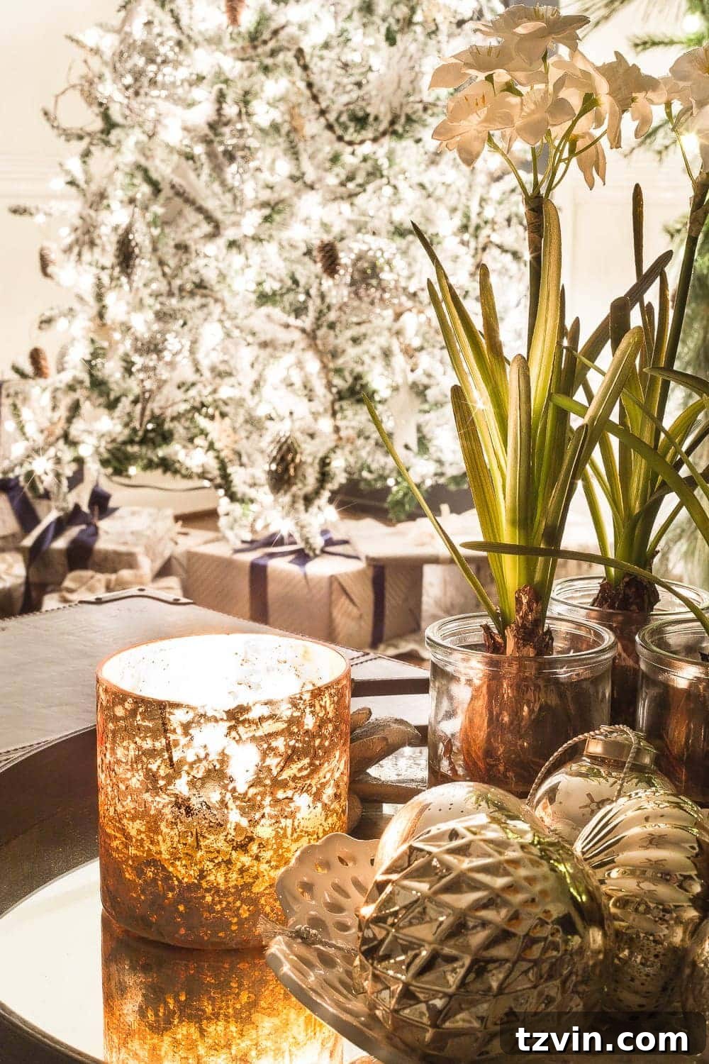 Glow of Christmas: A Candlelight Tour 16 Christmas Night Candlelight Tour | blesserhouse.com - A Christmas night time candlelight home tour with neutral, classic decorating ideas. #christmasdecor #christmascandlelight #christmashometour #candlelighttour