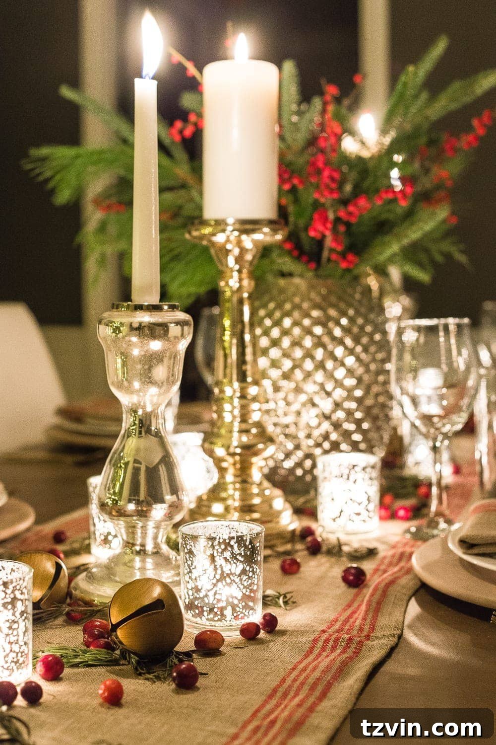 Glow of Christmas: A Candlelight Tour 9 Christmas Night Candlelight Tour | blesserhouse.com - A Christmas night time candlelight home tour with neutral, classic decorating ideas. #christmasdecor #christmascandlelight #christmashometour #candlelighttour