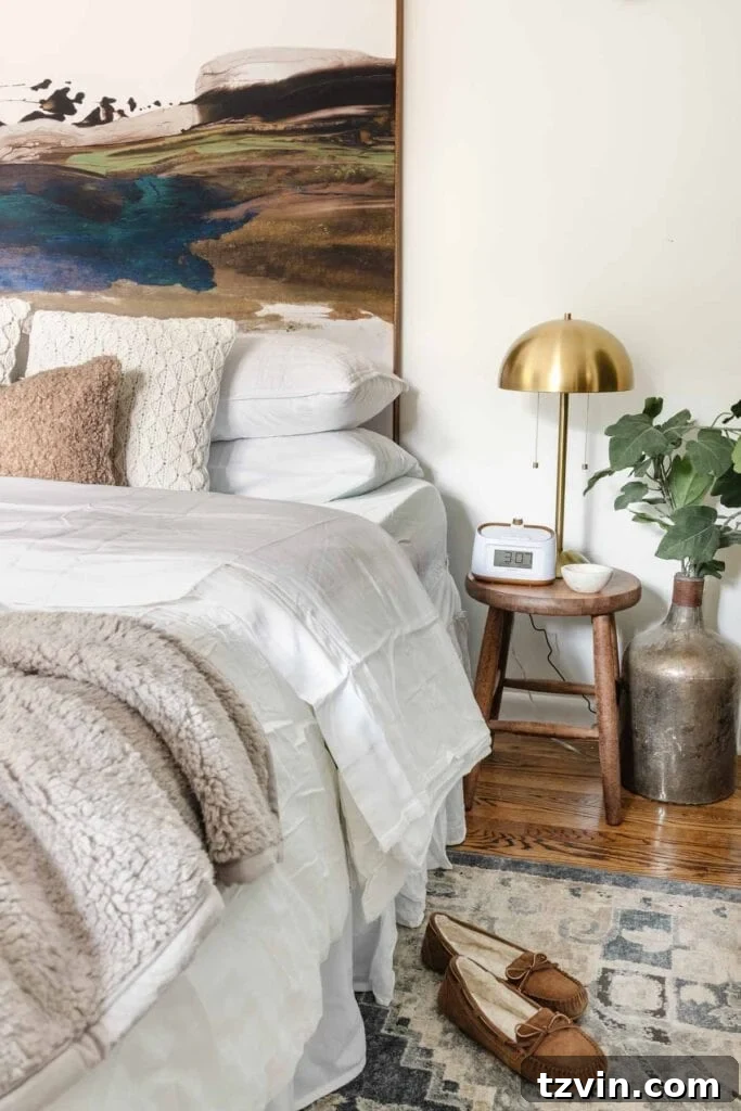 20 Clever Bedside Tables for Compact Bedrooms 9 Using a small stool as a skinny bedside table in a temporary guest bedroom