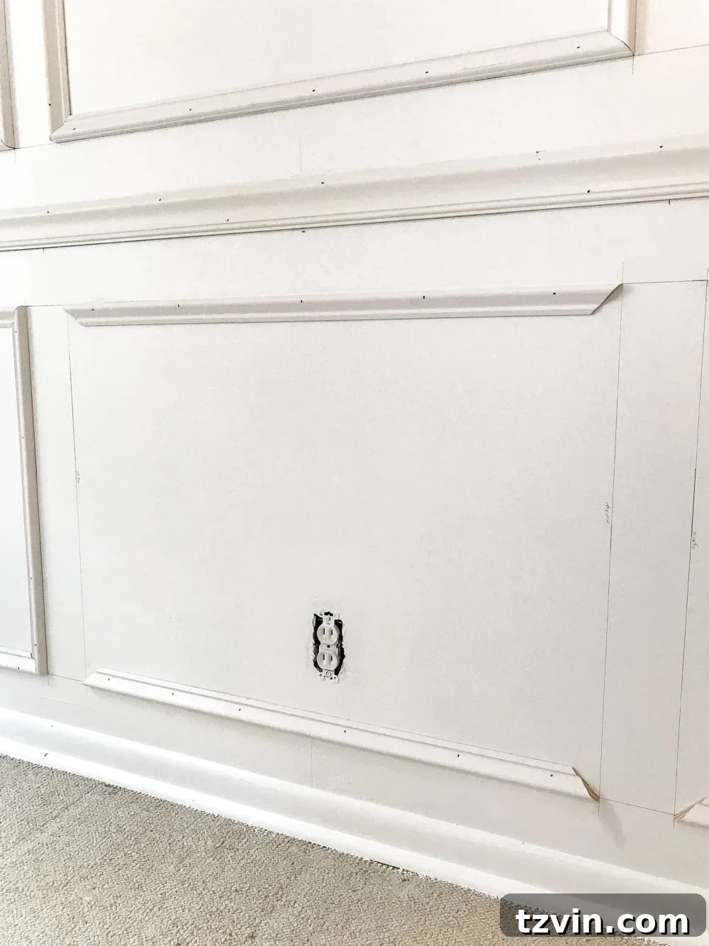 Frame Your Art: DIY Molding Mastery 12 diy picture frame molding