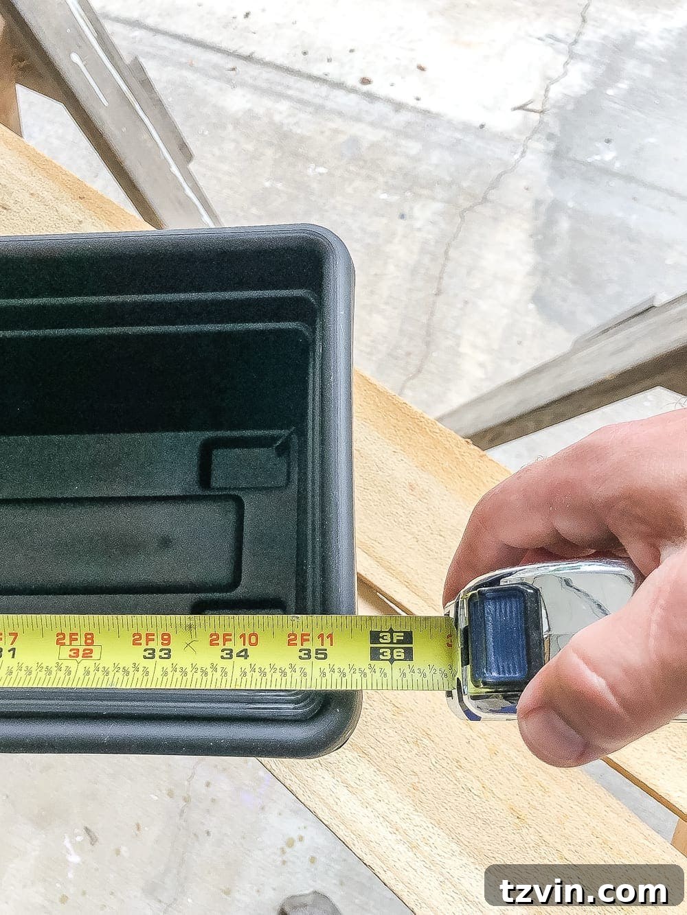 From Scraps to Blooms: DIY Window Planter 6 window box liner