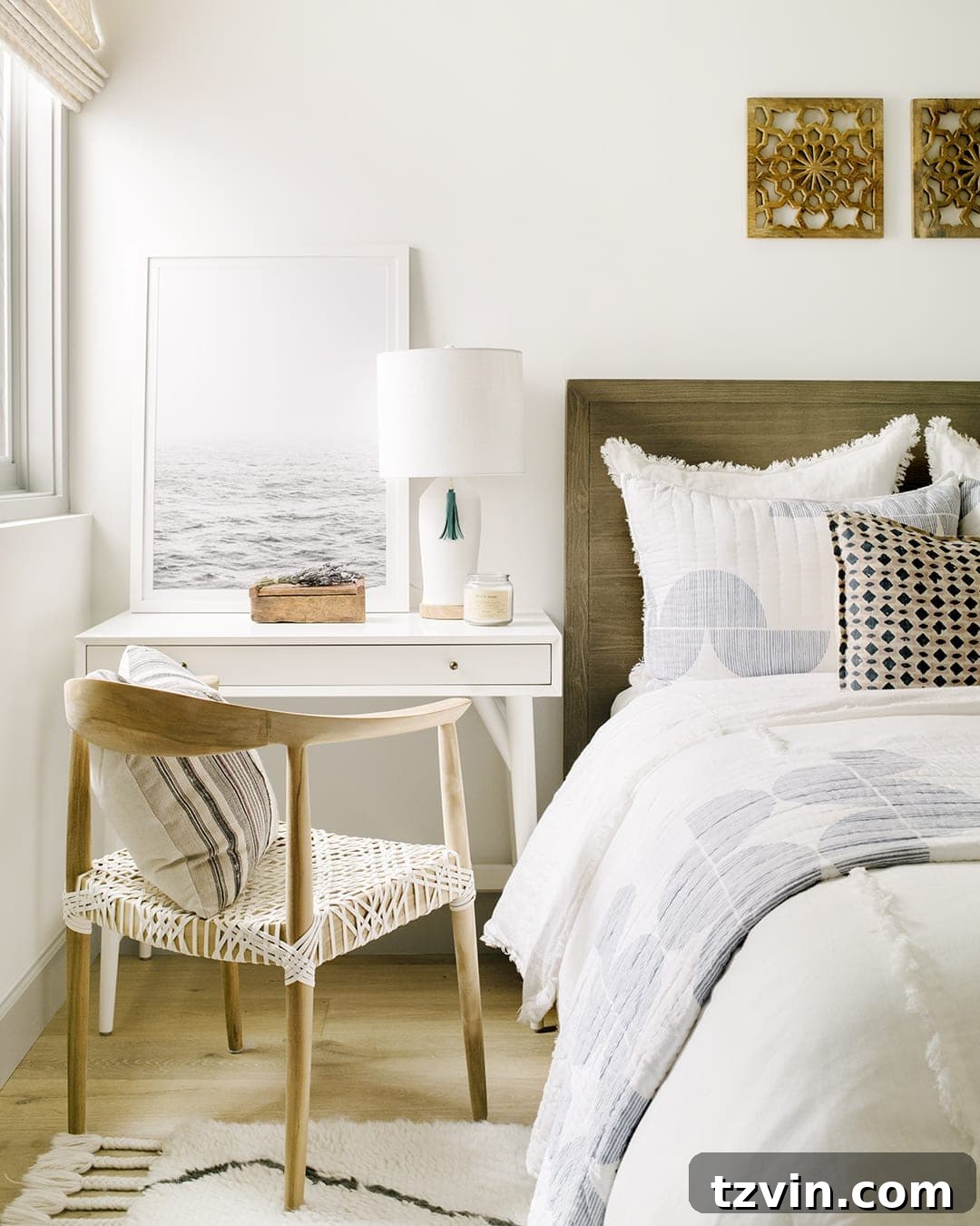 Maximize Your Small Bedroom: 3 Clever Layouts 8 3 Furniture Layouts for a Small Bedroom With an Off-Centered Window