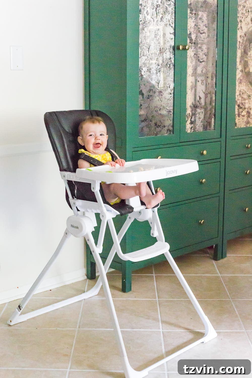 A round-up shopping guide of the most highly rated streamlined modern baby gear and vintage-inspired STEAM toys to inspire sensory development.