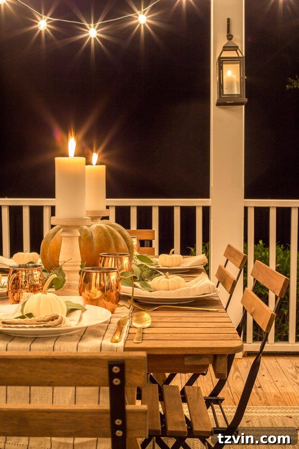 Smart Capsule Decor for Your Fall Back Porch 17 Cozy Outdoor Living Space with Fire Pit and Neutral Fall Decor
