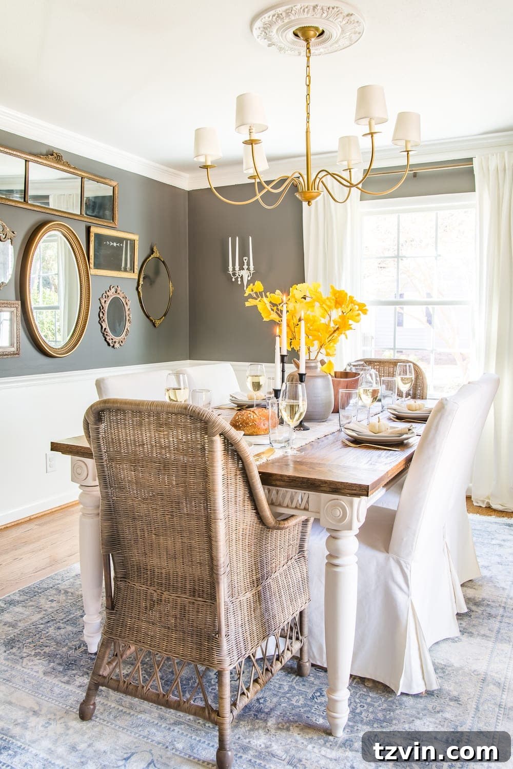 8 Clever Essentials for an Effortless Thanksgiving Table 10 Modern meets traditional fall dining room set for Thanksgiving.