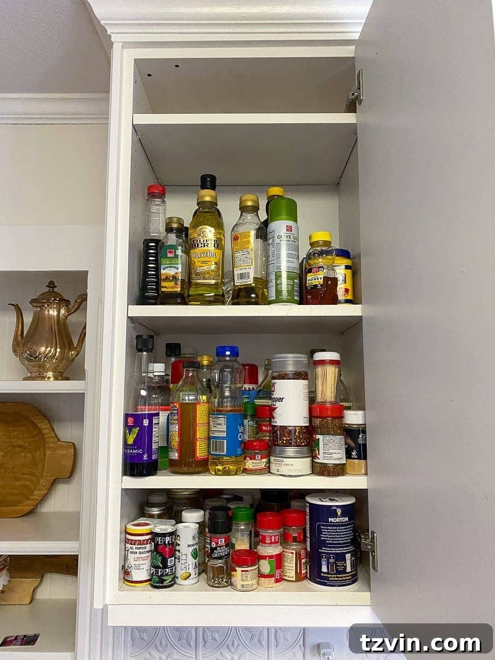 Kitchen Organization Makeover | Spice Cabinet Before - Decluttering Spices