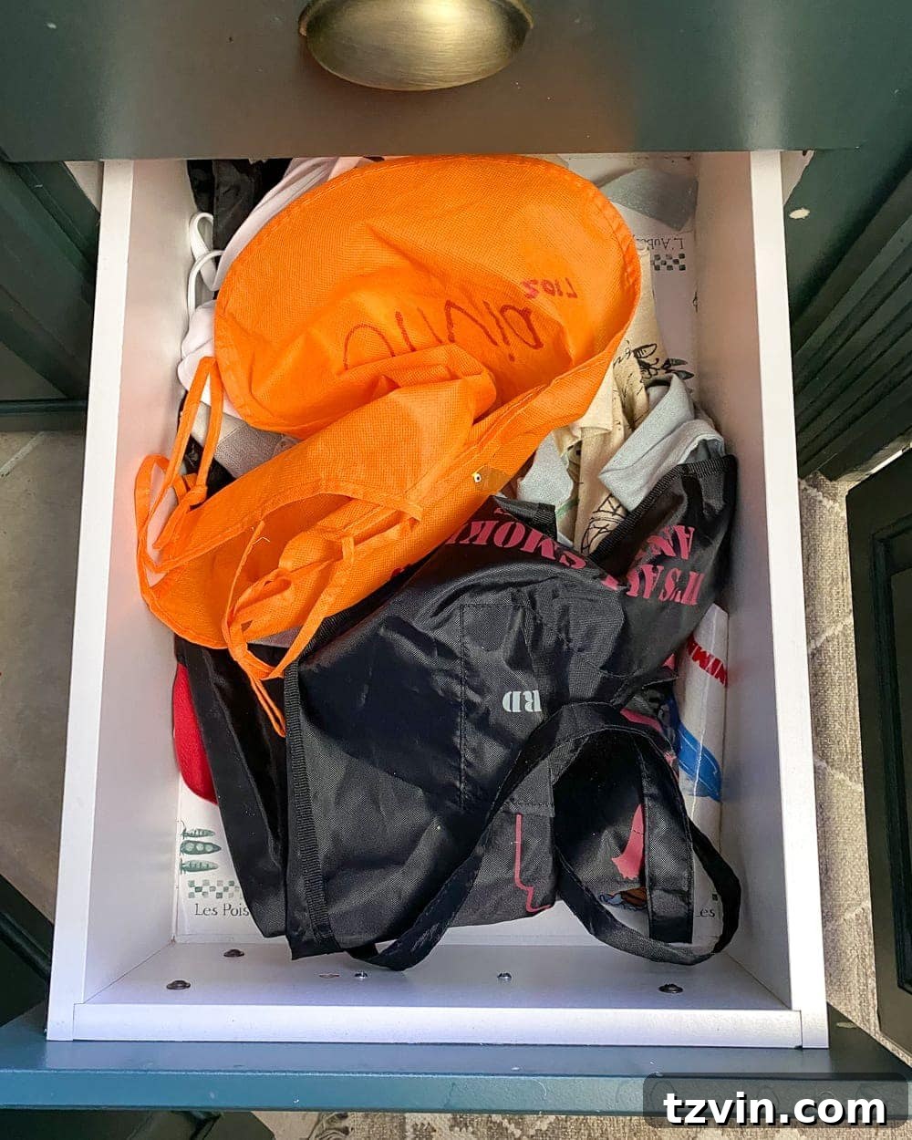 Kitchen Organization Makeover | Apron Drawer Before - Disorganized Aprons