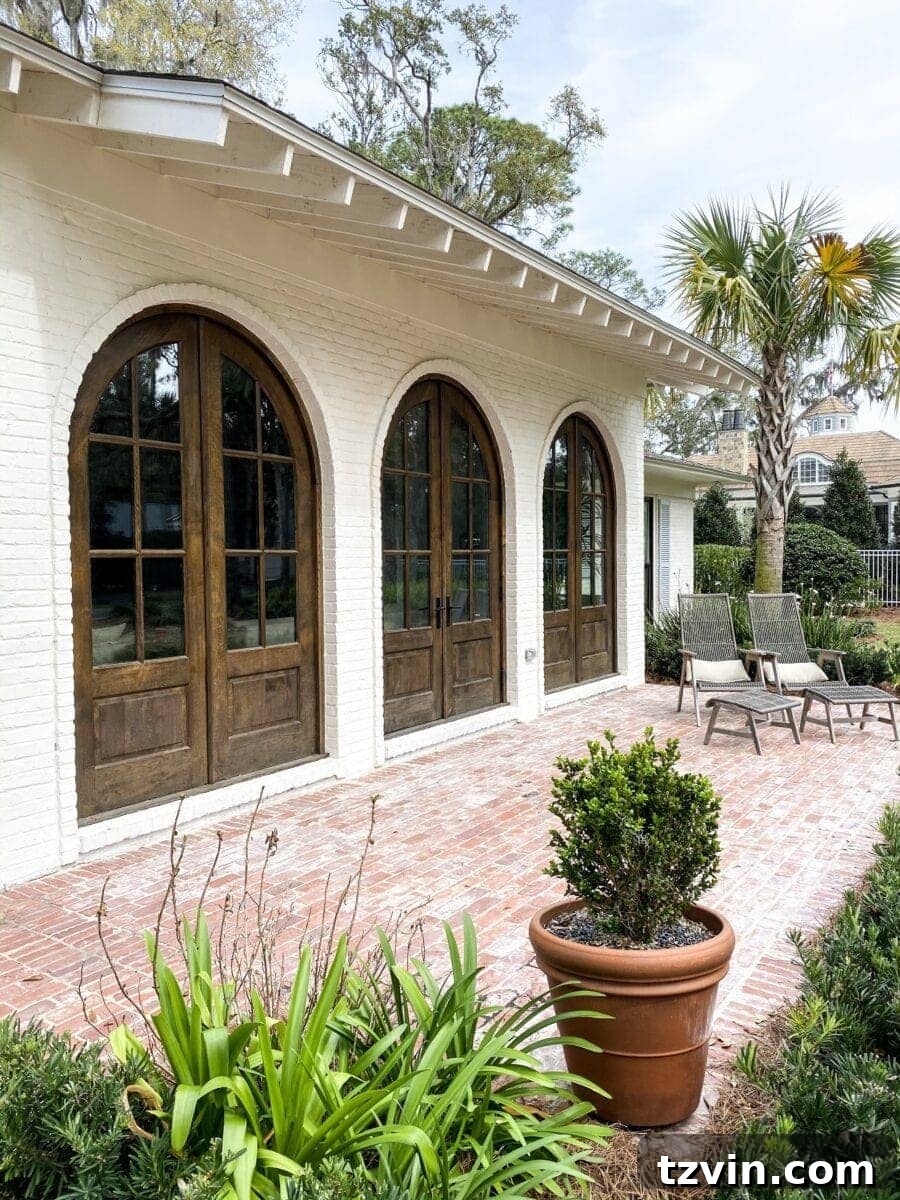 Coastal Elegance Sea Island Home Showcase 3 Sea Island Coastal House Tour | inviting porch with comfortable seating
