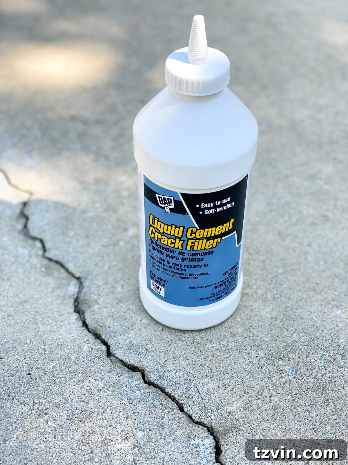 liquid cement crack filler to prep a concrete pool deck for paint