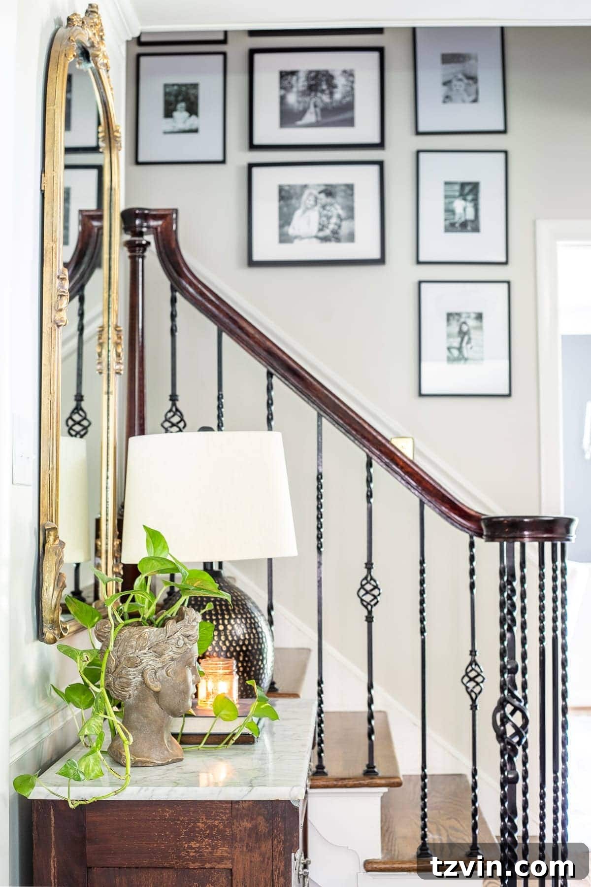 Foyer Fusion: Classic Charm Meets Modern Edge 9 Classic timeless modern foyer