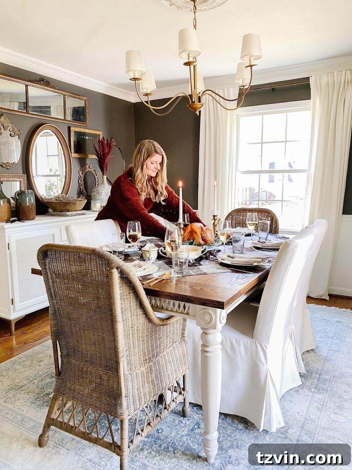 Thanksgiving dining room