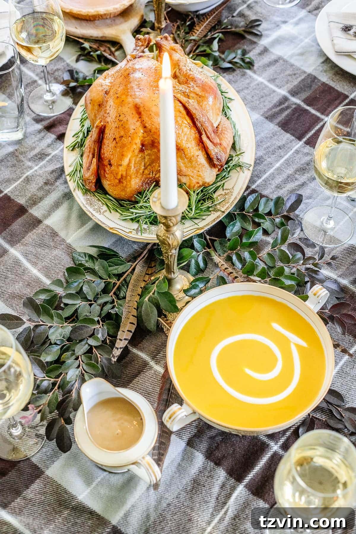 inexpensive Thanksgiving table decor ideas