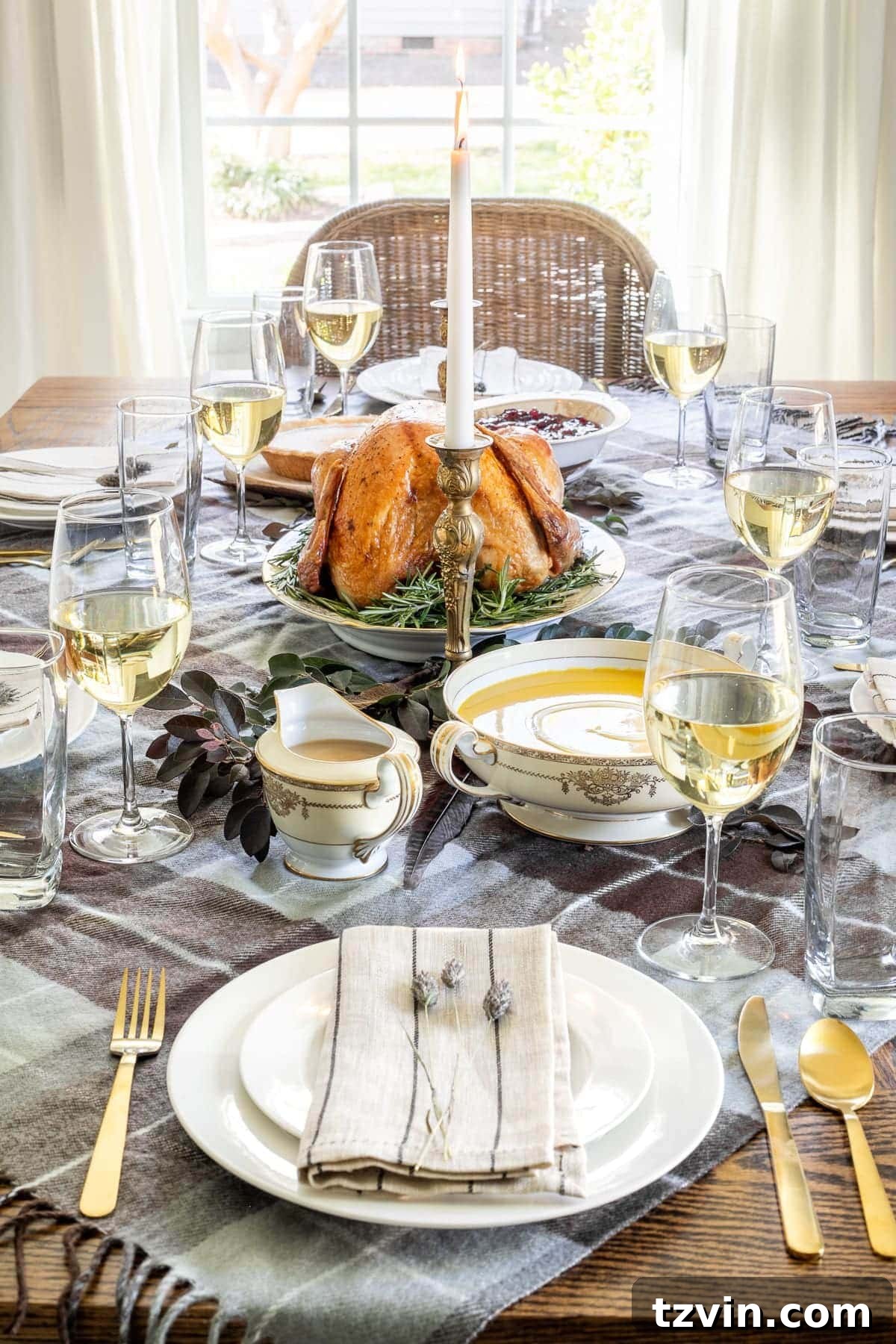 inexpensive Thanksgiving table decor ideas