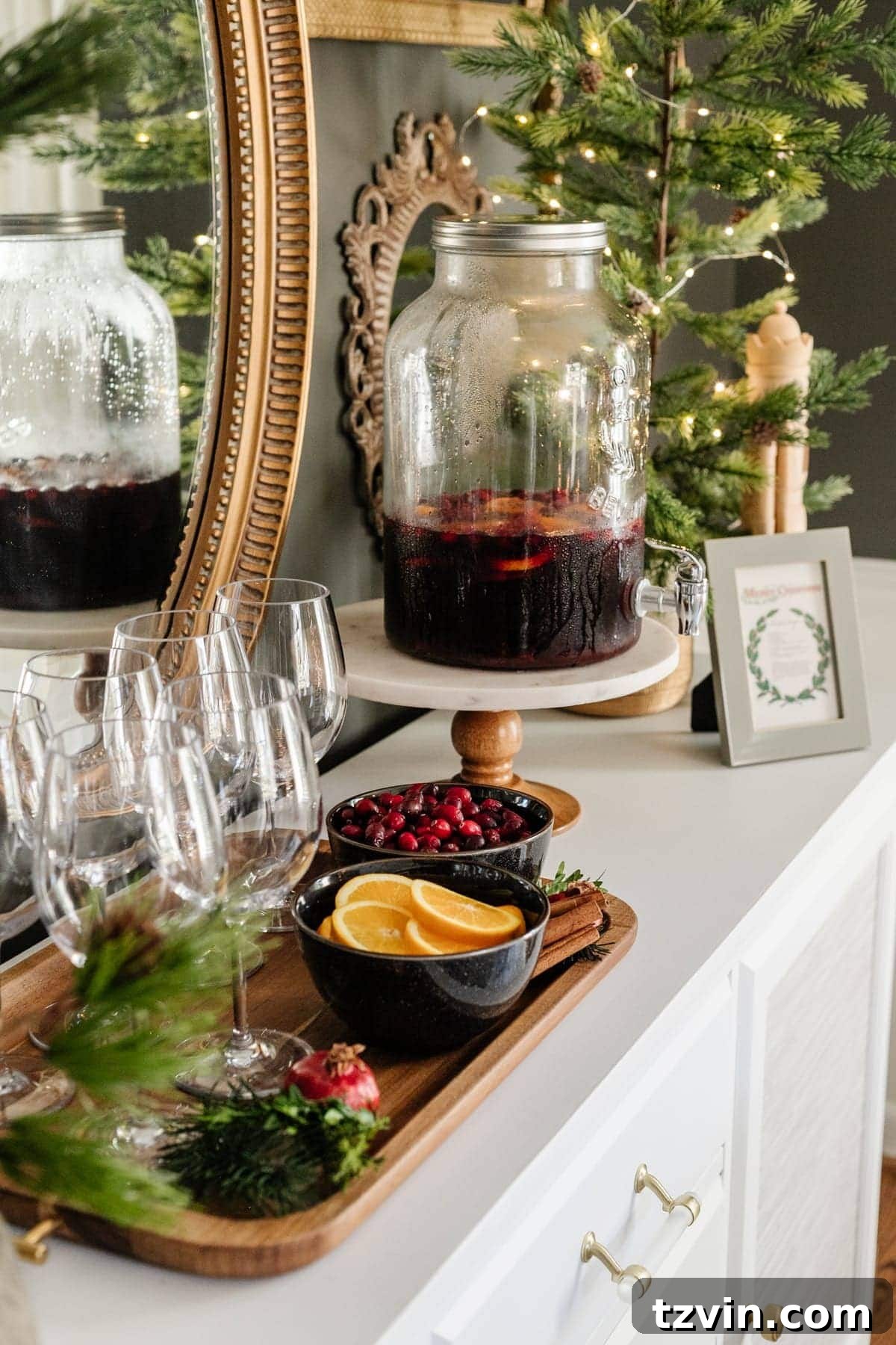 Modern Traditional Christmas Dining: Room Decor & Sangria Recipe Printable 13 Christmas sangria bar