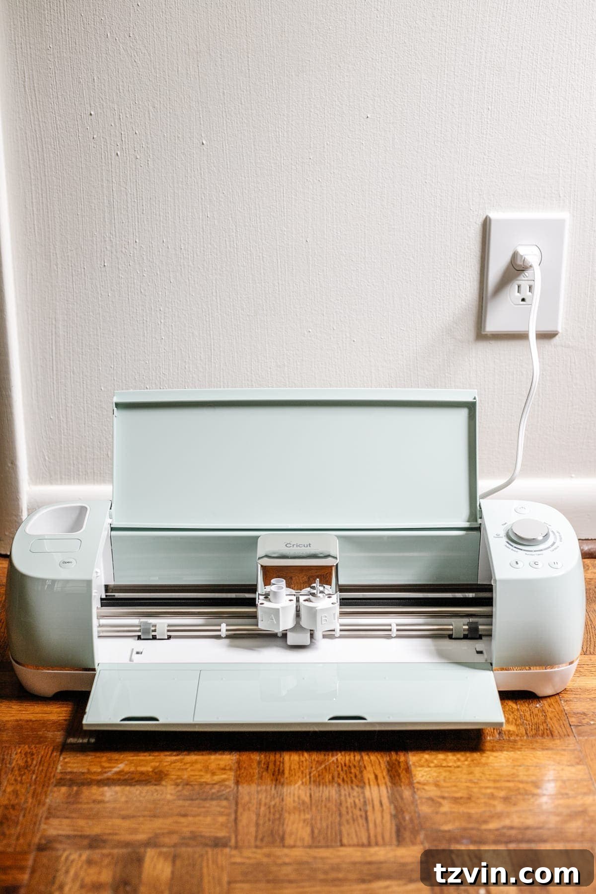 Cricut machine ready to cut the stencil