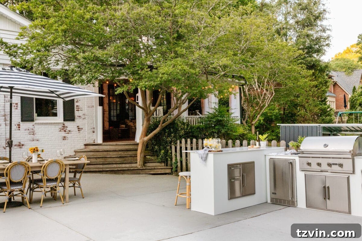 DIY Outdoor Kitchen Kit: Easy Build, Essential Knowledge 15 white modular outdoor kitchen from RTA Outdoor Living