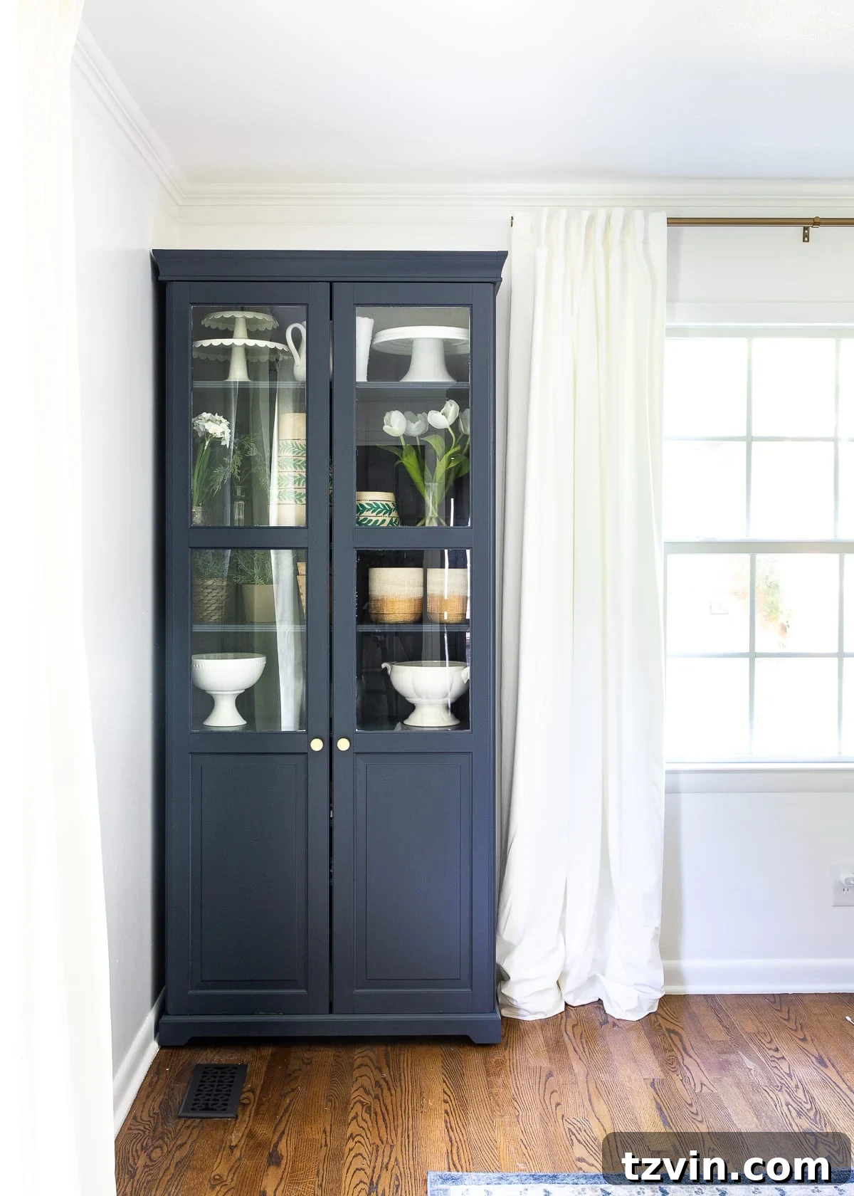 Expert-Endorsed Navy Blue Paint Shades 13 Benjamin Moore Hale Navy on office cabinet