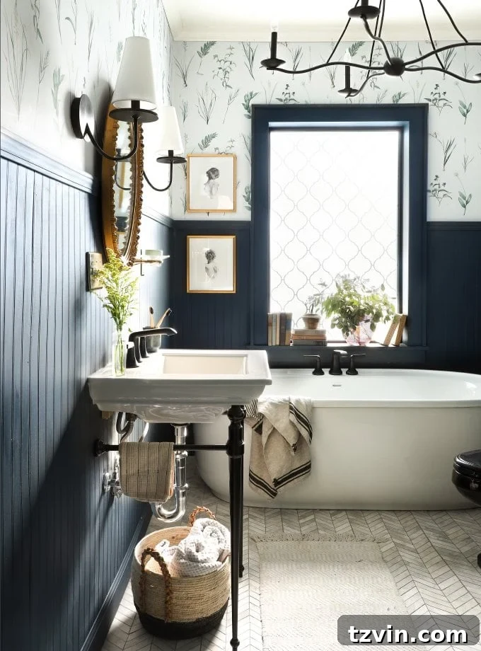 Expert-Endorsed Navy Blue Paint Shades 10 Behr Chimney - I Spy DIY - dark blue paint in bathroom