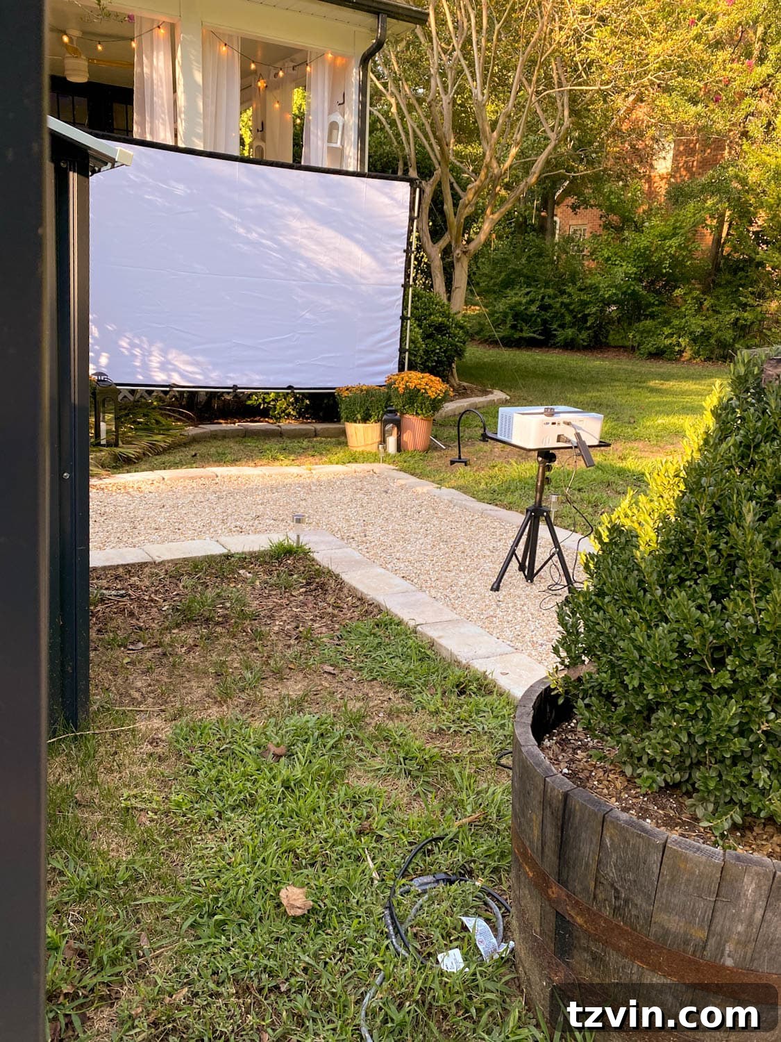 Backyard Blockbuster: Epic Movie Nights Without Breaking the Bank 7 how to set up a backyard movie night with recommended projector and outdoor projector screen