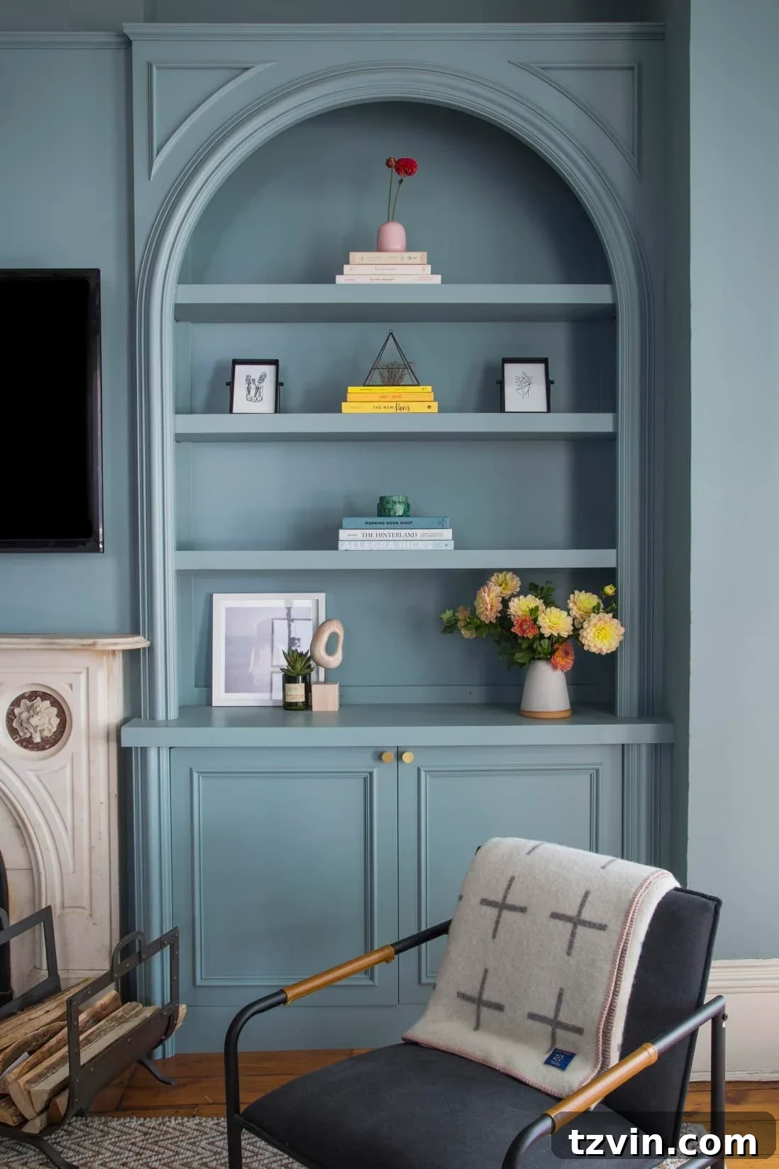 Discover Calm: Leading Blue Grey Paints for Tranquil Spaces 11 Farrow & Ball Oval Room Blue, a refined and historic blue-grey shade