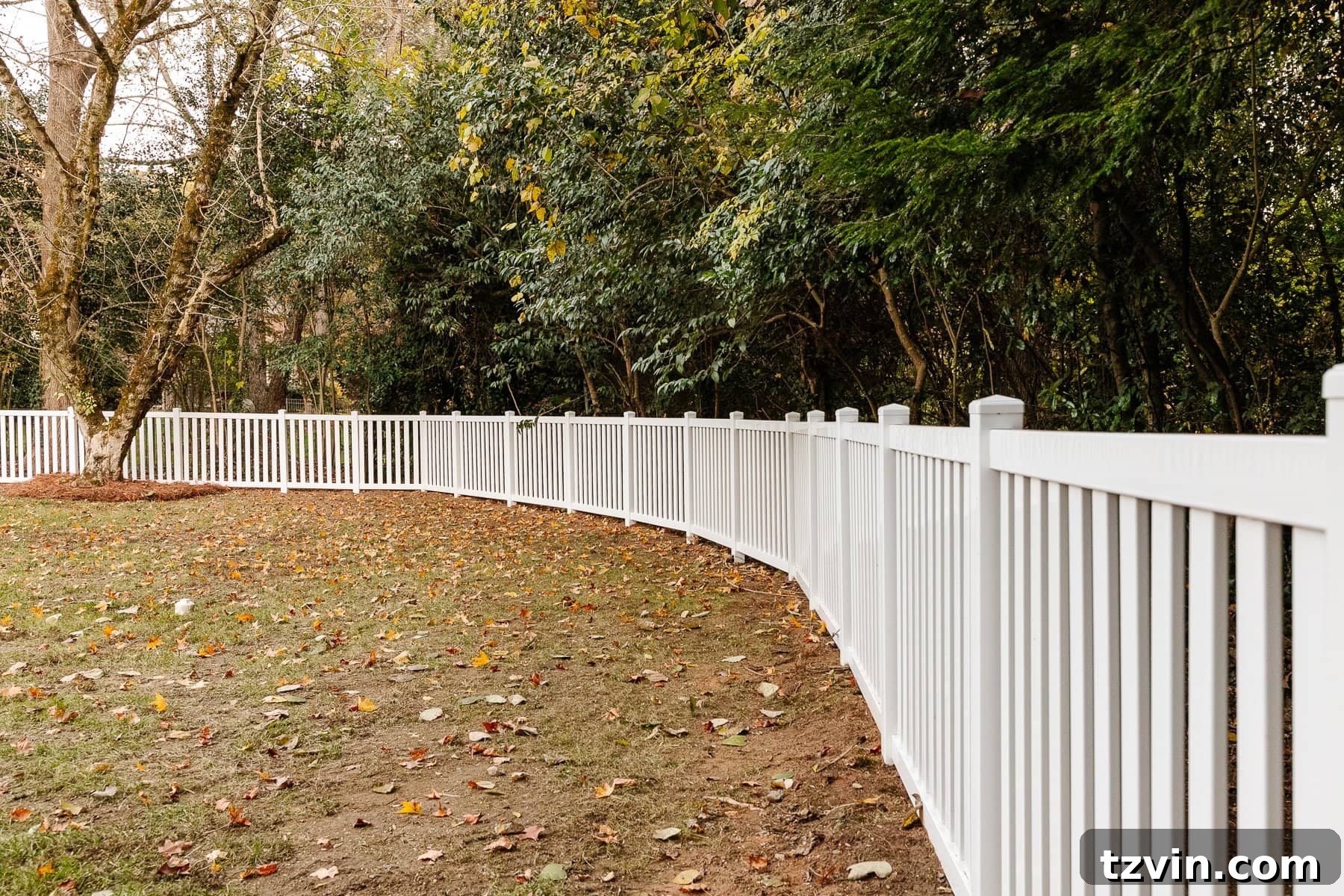 vinyl fence installation using Ply Gem