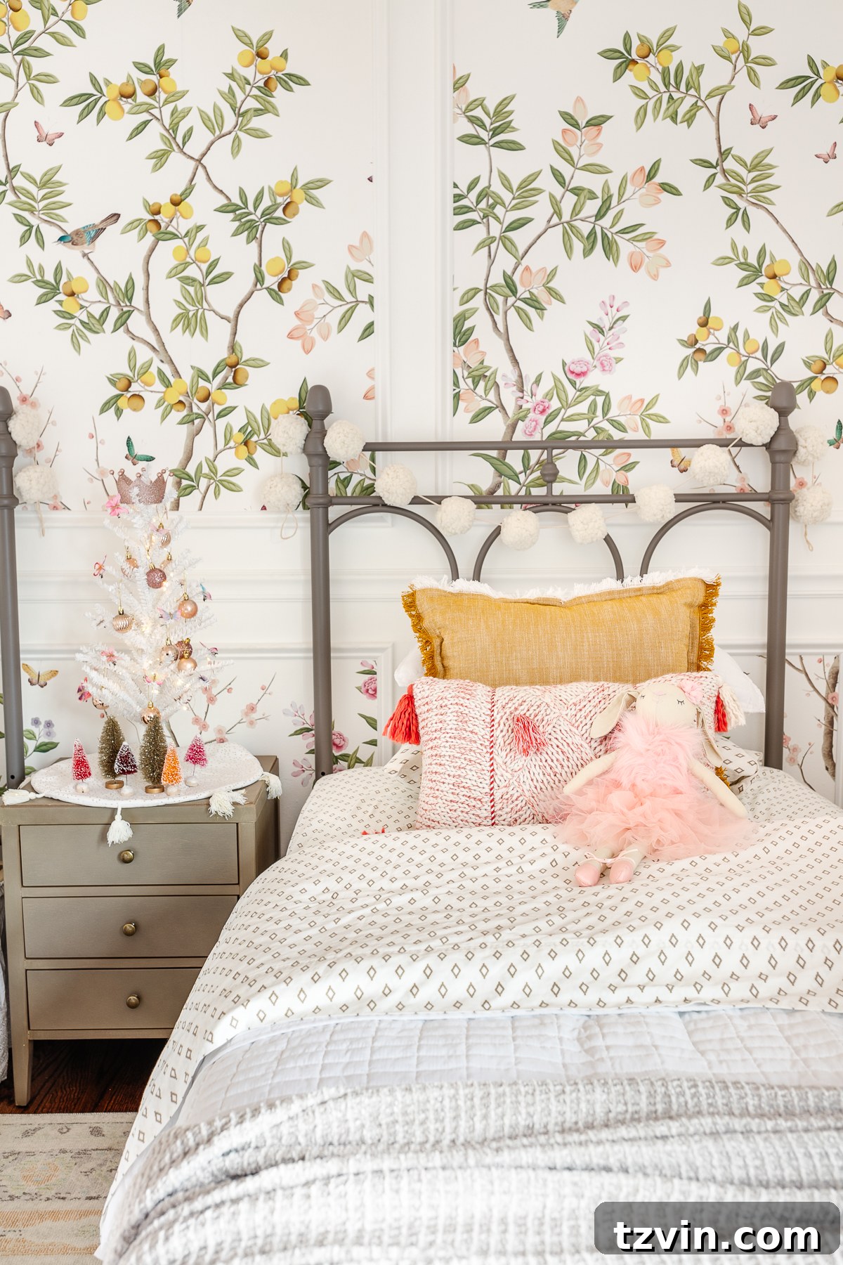 Christmas bedroom tree