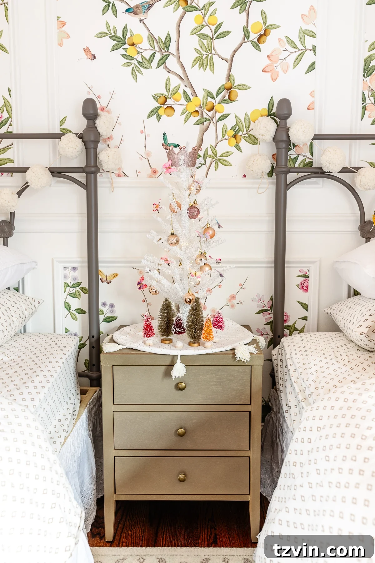 Christmas bedroom decor tree in a kid's room