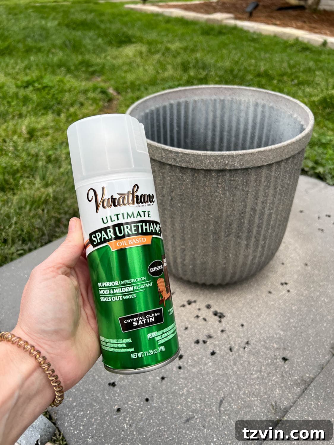 seal outdoor planters with spray clear oil based spar urethane