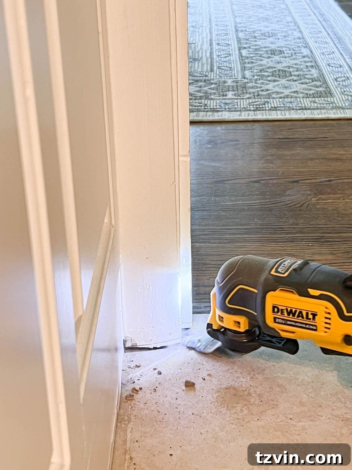 oscillating tool undercutting door jambs