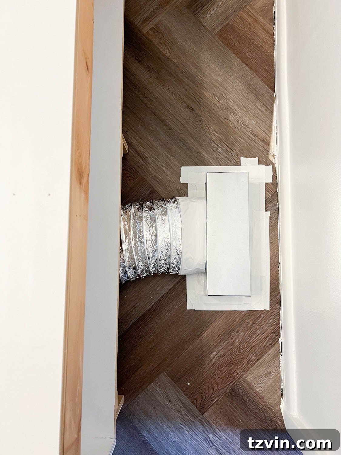 air vent redirect using a Toe Ductor kit underneath a builtin bench