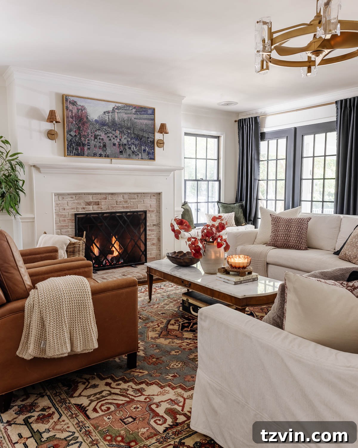 Seasonal Pillows: Beyond Autumn 8 Cozy fall living room decor