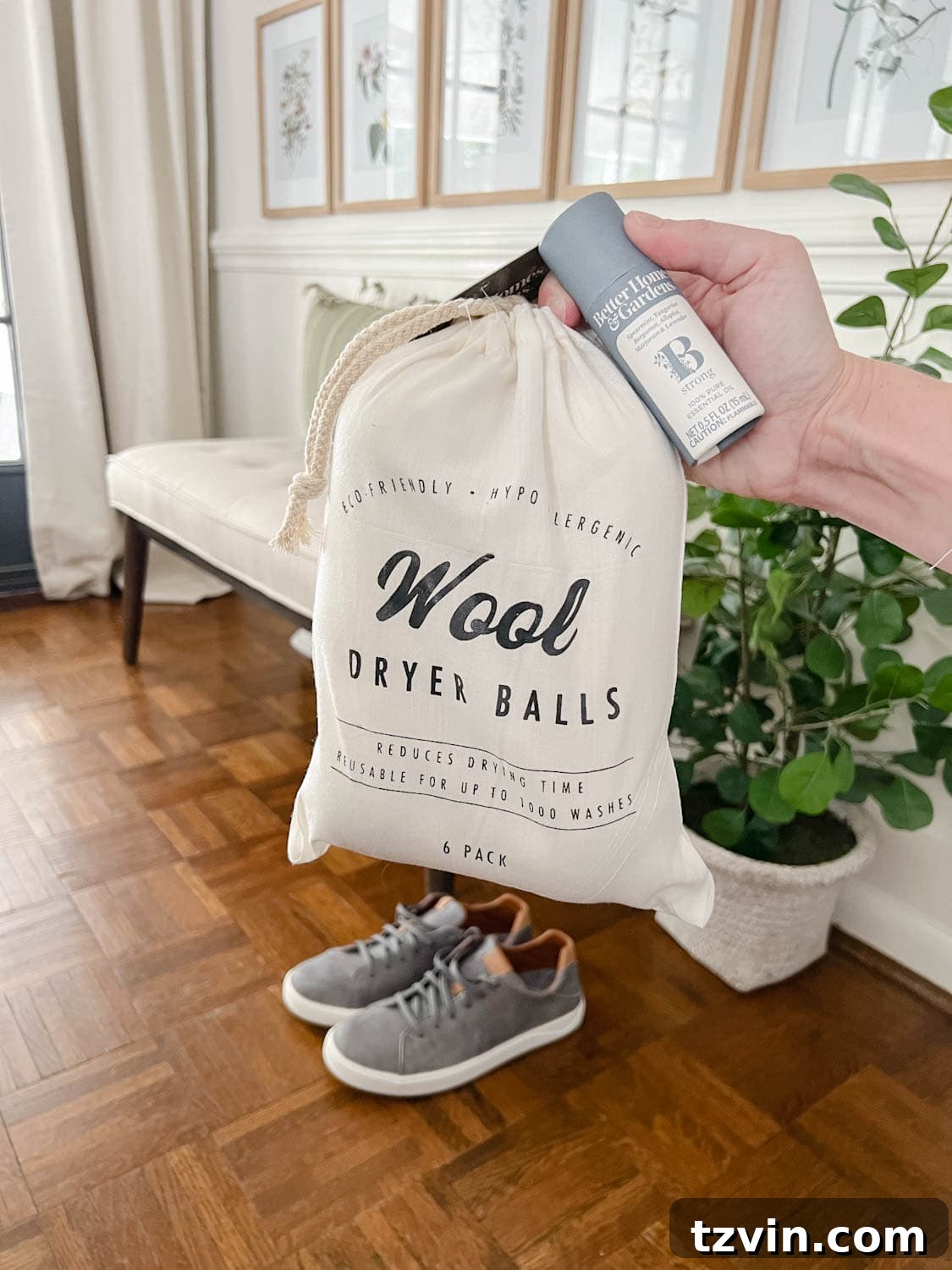 DIY shoe deodorizer with wool dryer balls and essential oils
