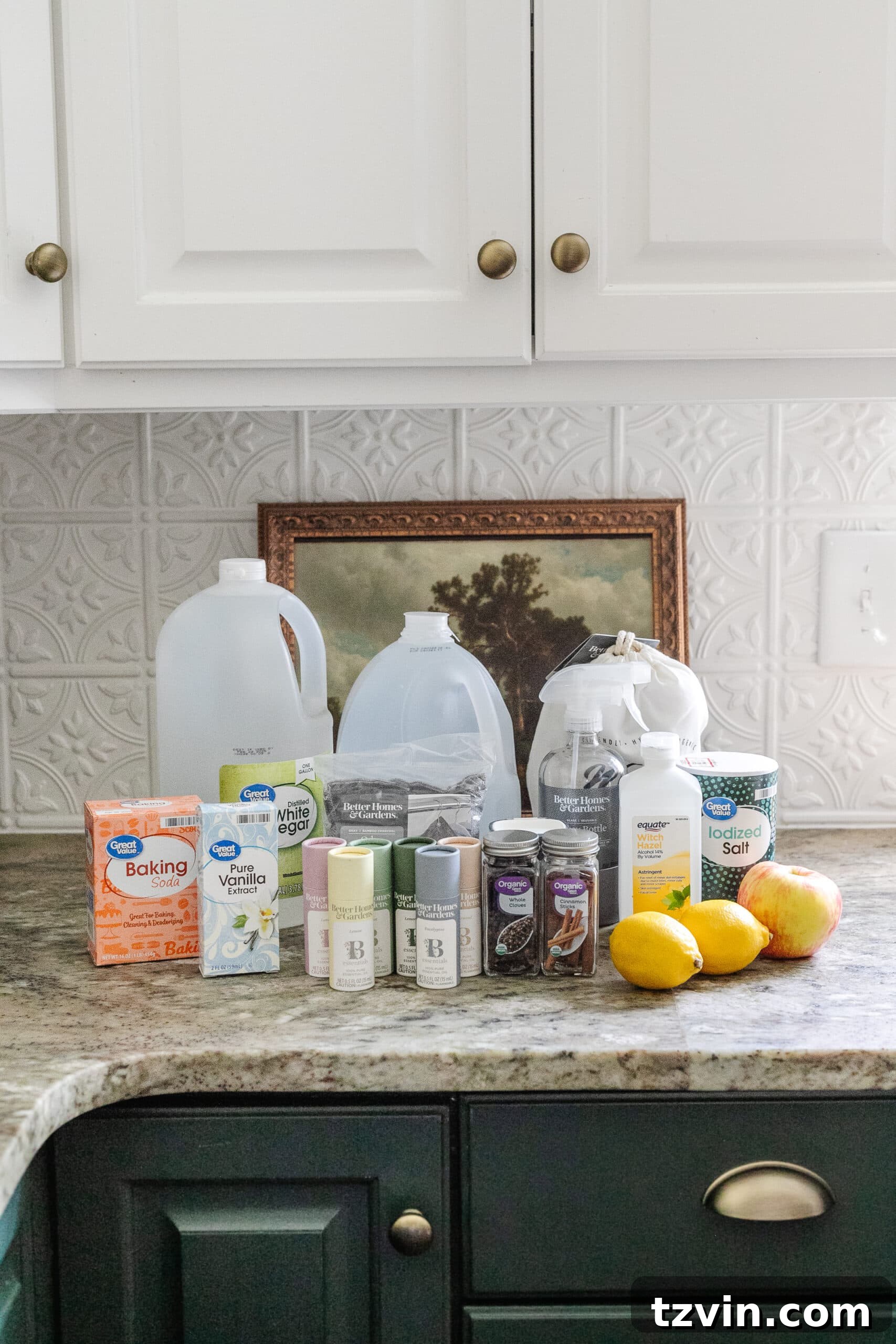 How to make your house smell good naturally and get rid of musty smells with non-toxic ingredients