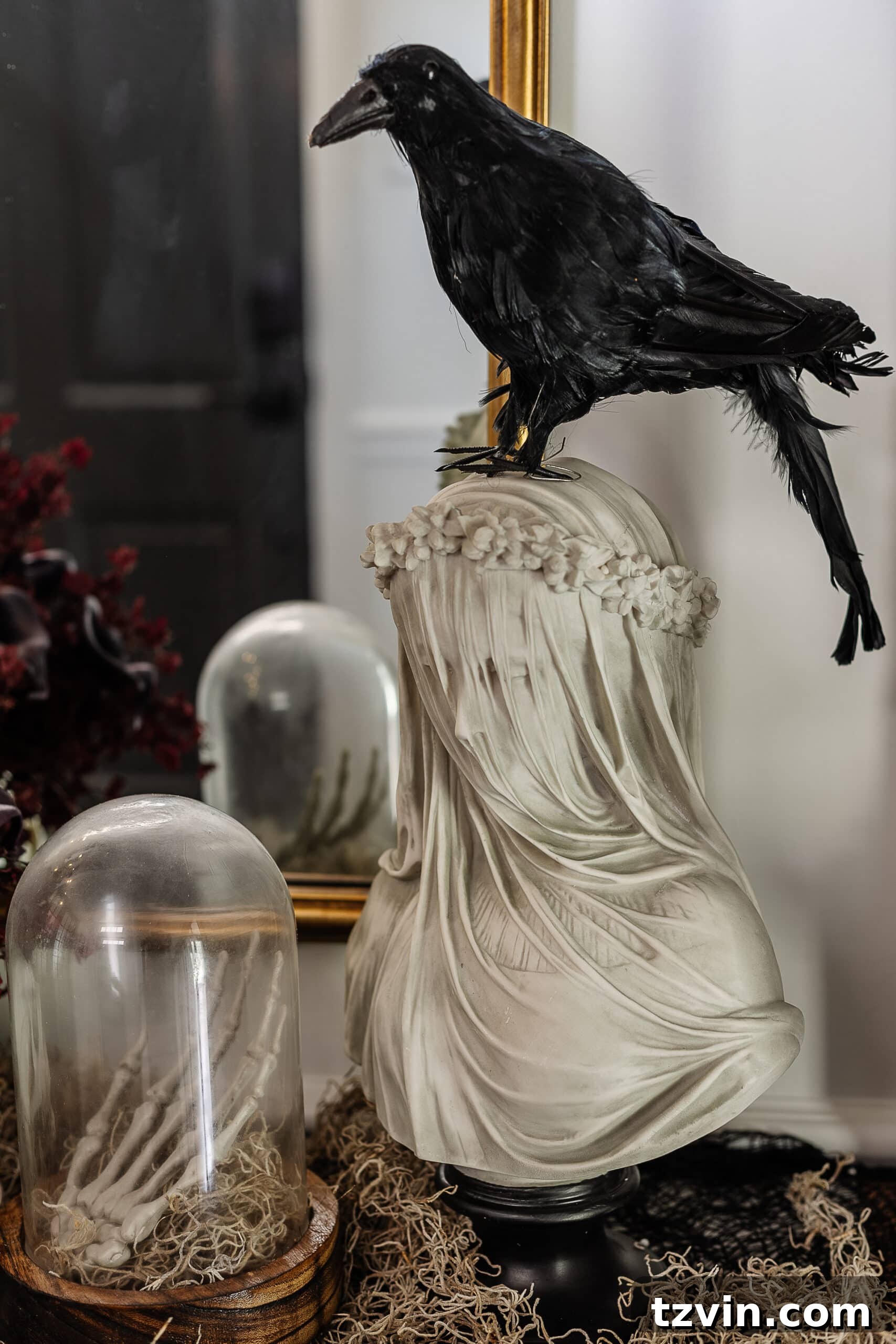 DIY Foyer Frights: Haunted Halloween Welcome 9 veiled statue bust with fake crow on top for DIY haunted house