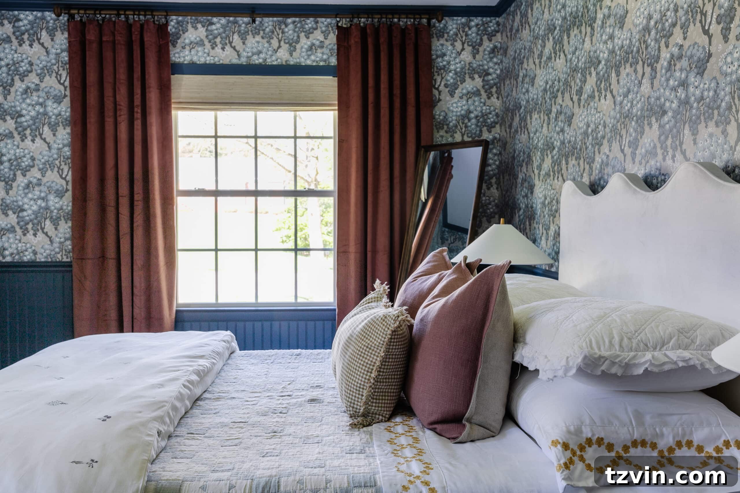 Transforming Kids' Spaces: 24 Brilliant Storage & Decor Solutions 28 Swedish cottage bedroom with Sandberg Ragnvi floral wallpaper, dusty rose curtains, and vintage quilt