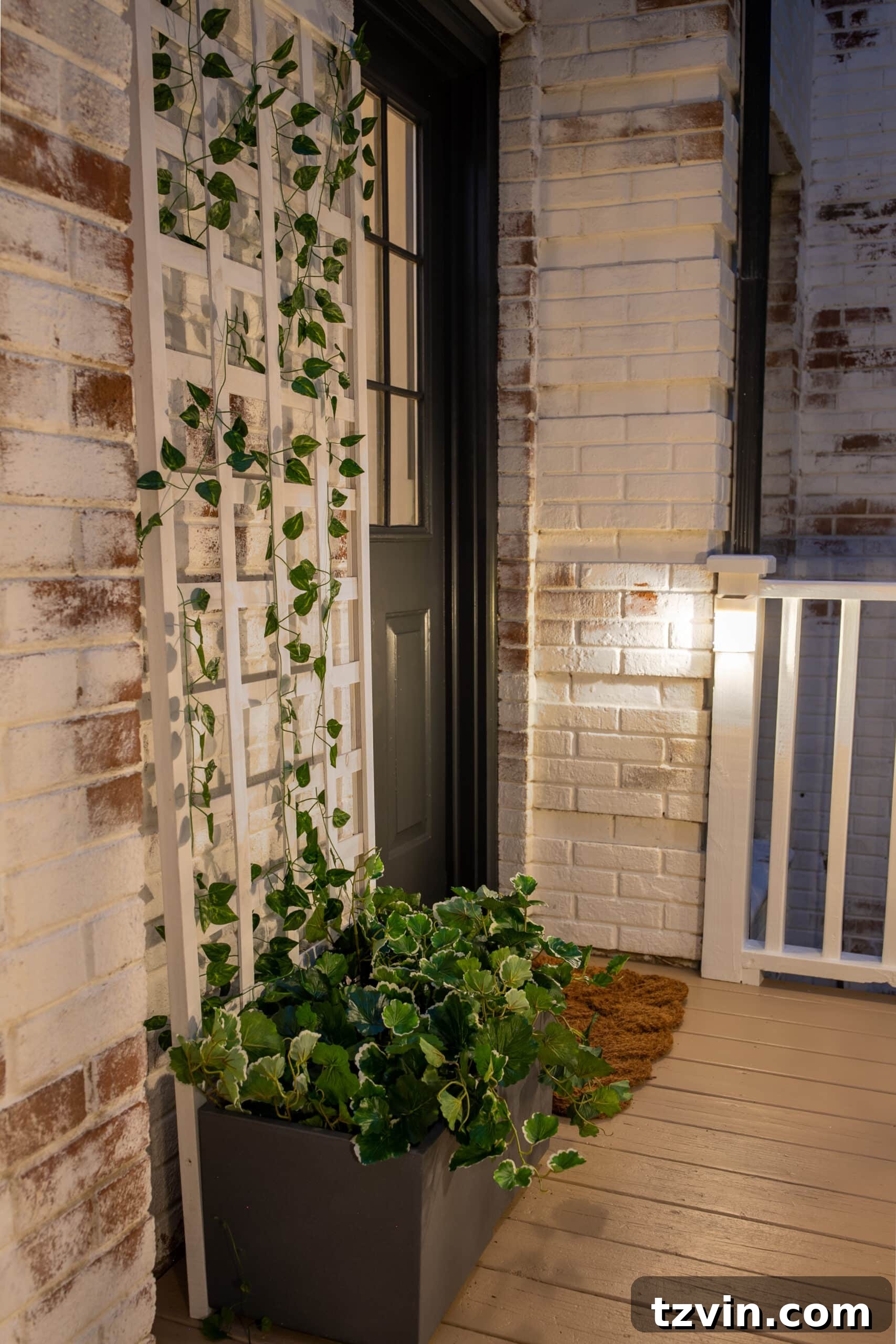 6 Small Side Porch Makeover Ideas for Instant Charm 15 side porch planter with trellis and side door