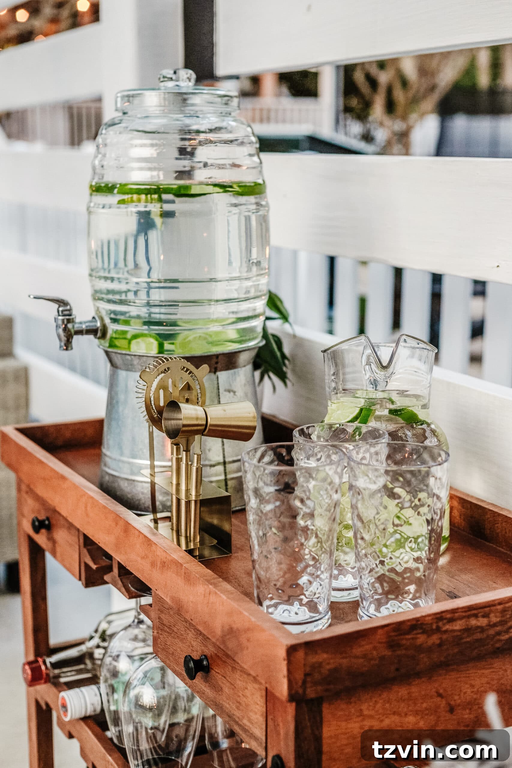 acrylic cups and pitcher that look like glass to use poolside