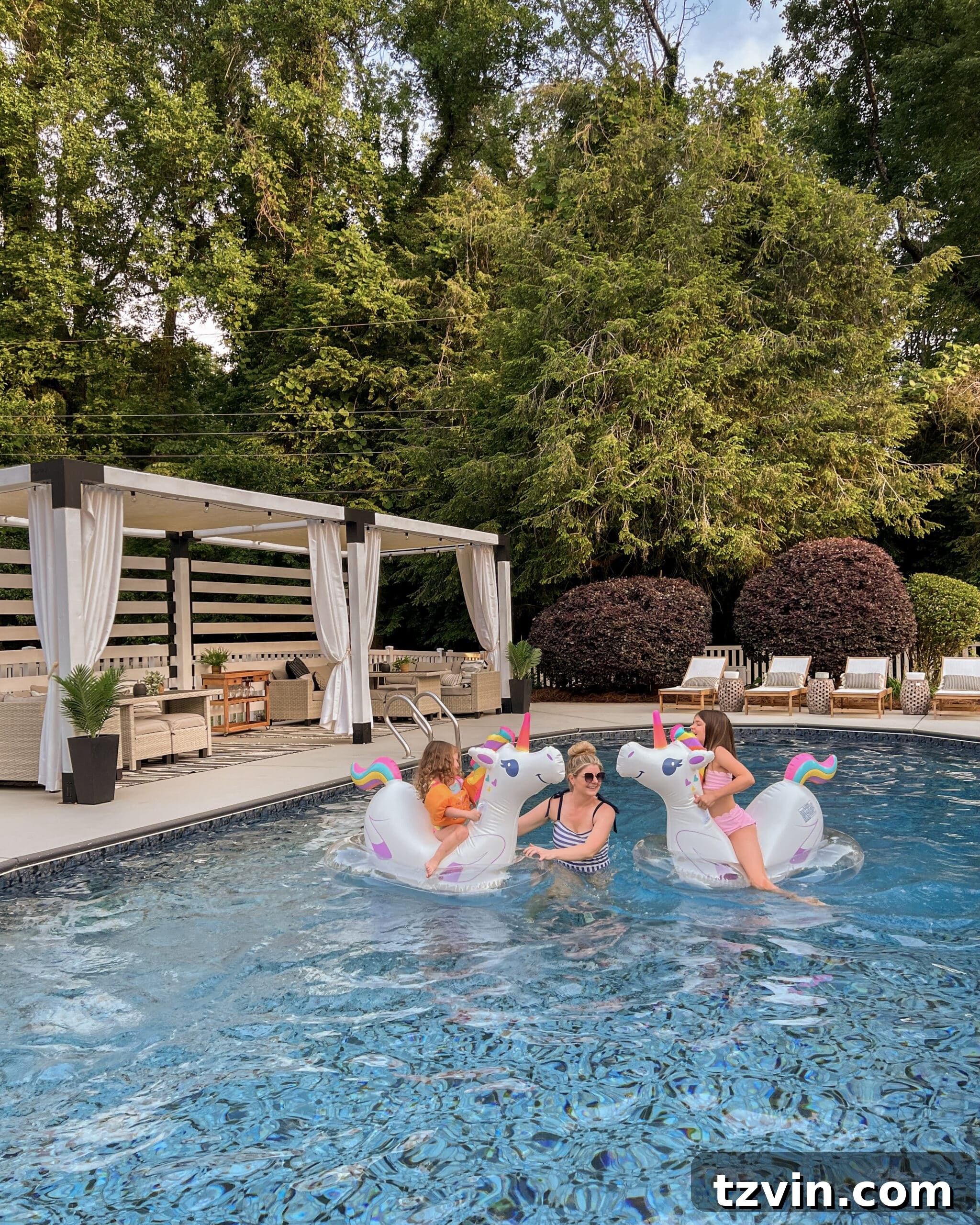 unicorn pool floats