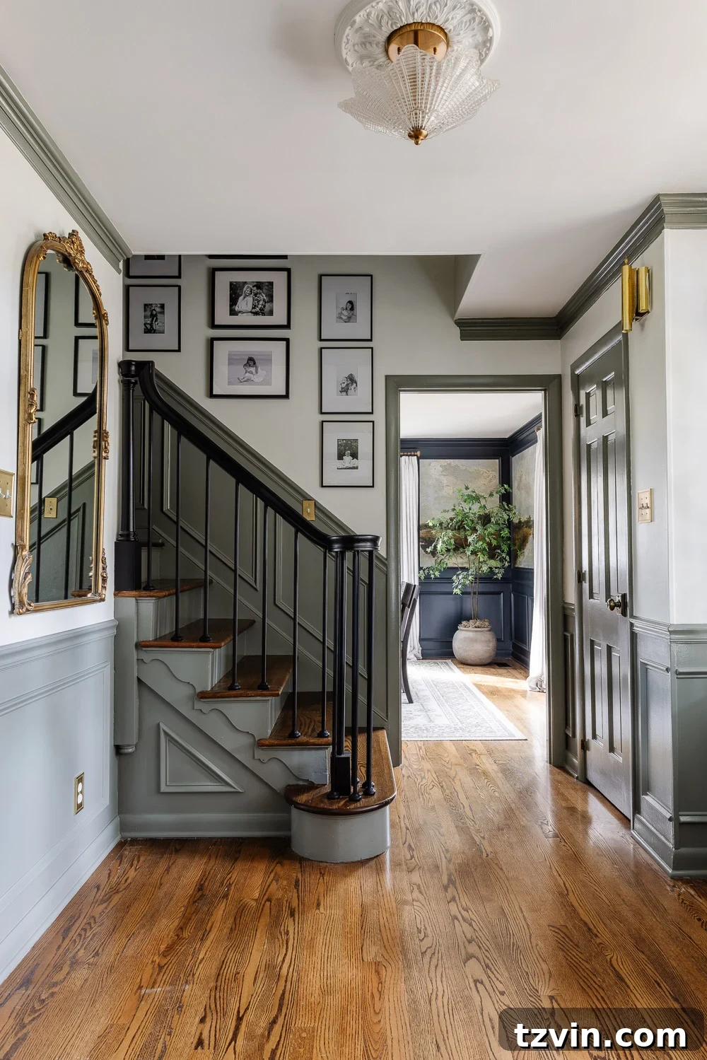Found: The Green Gray Paint Color That Transforms Rooms 2 foyer painted Sherwin Williams Willowleaf