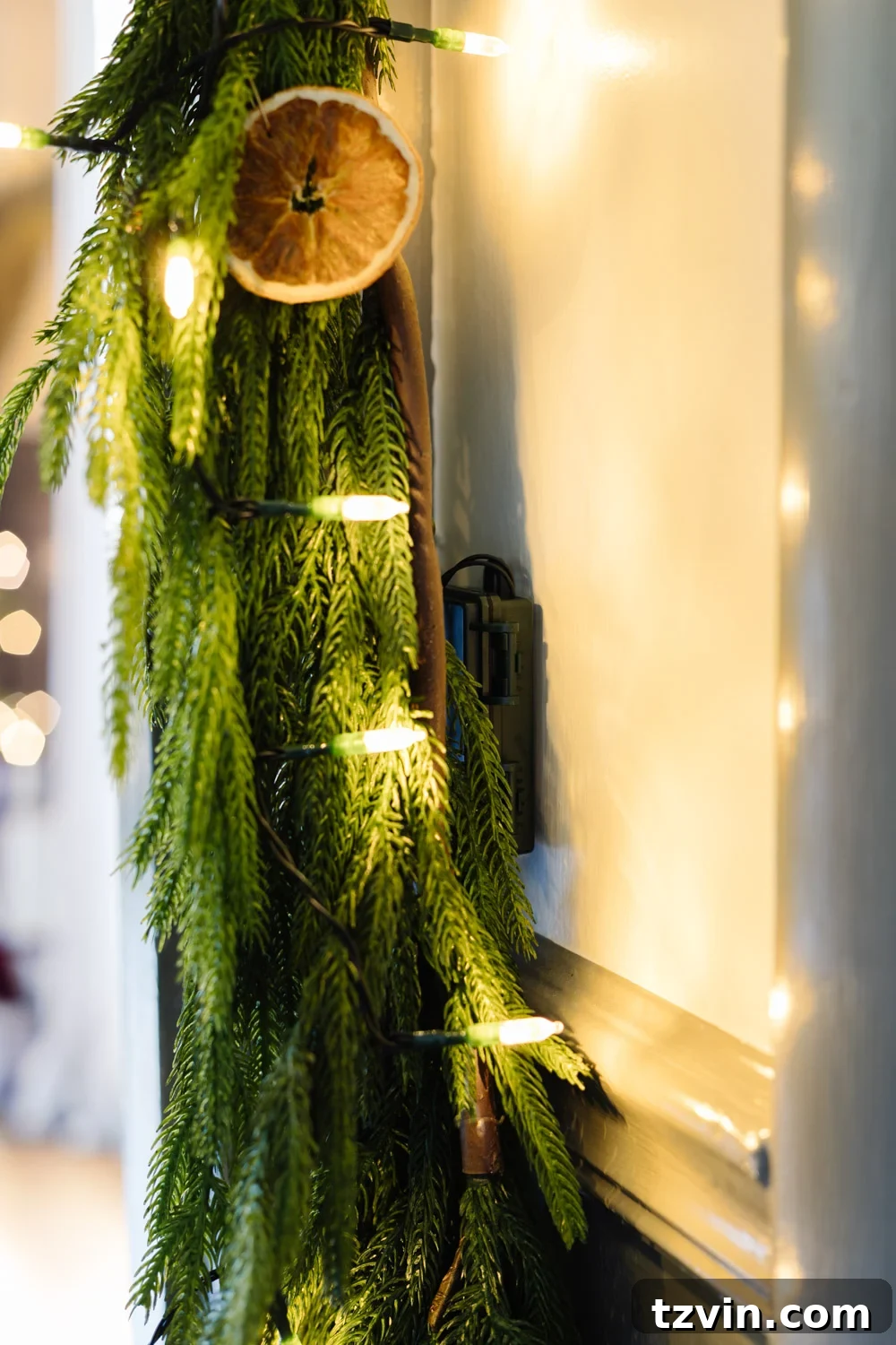 hiding battery pack for twinkle lights in unlit garland
